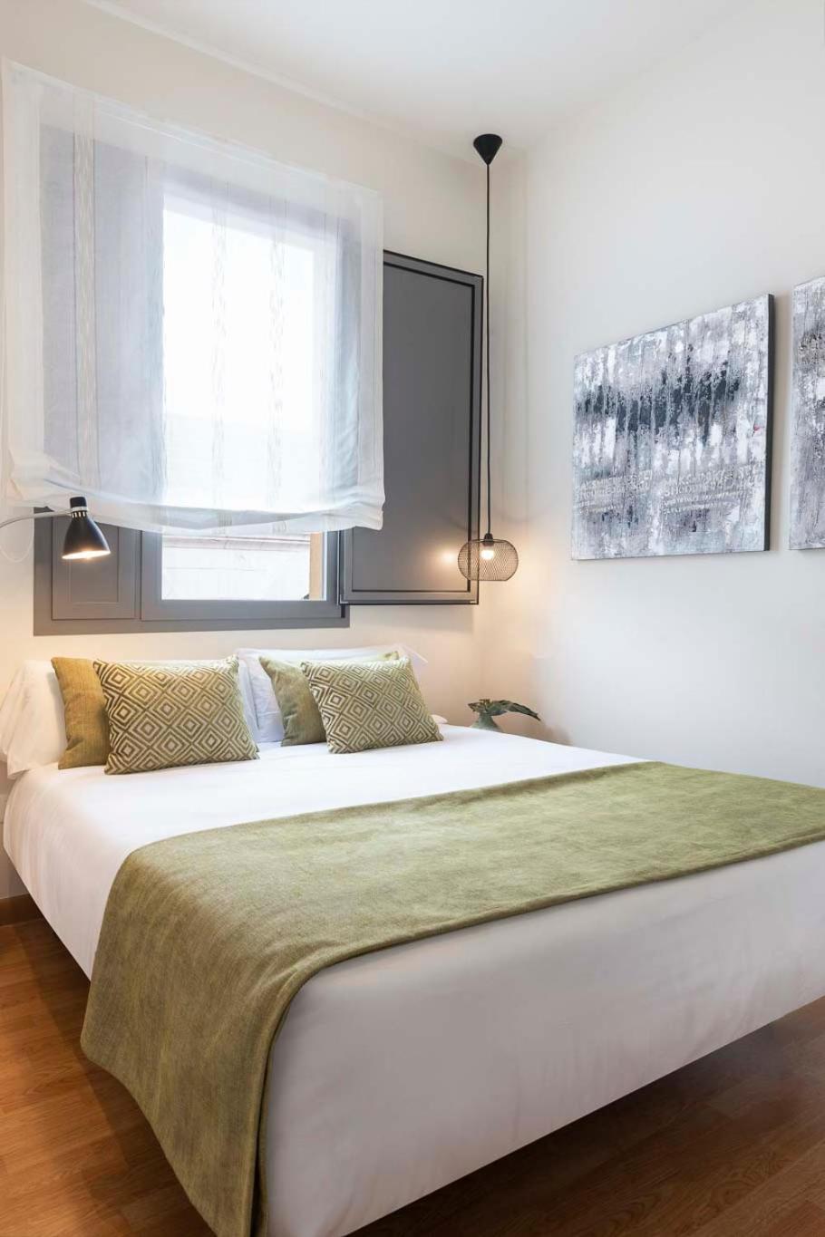Familiar Nuevo De Diseno En La Mejor Zona De Triana, Parking Included Apartament *
