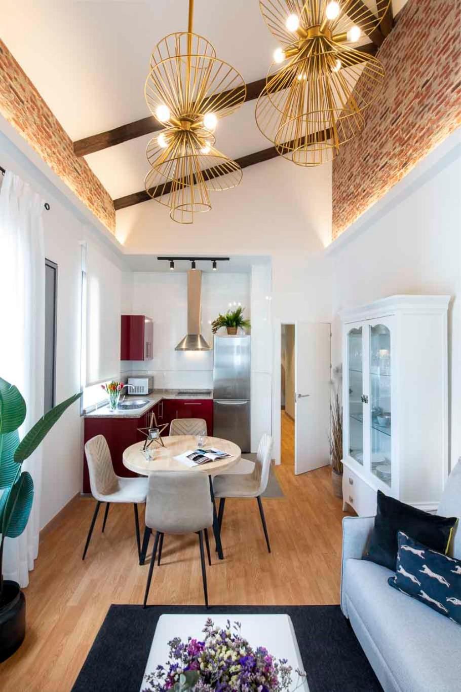 Apartament Familiar Nuevo De Diseno En La Mejor Zona De Triana, Parking Included *