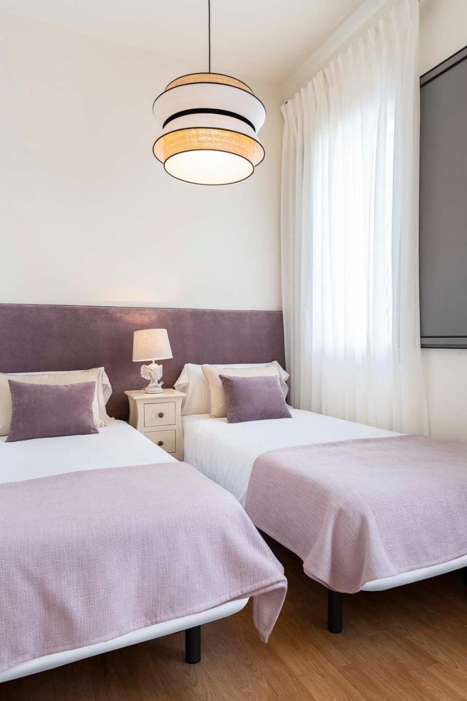 Familiar Nuevo De Diseno En La Mejor Zona De Triana, Parking Included Apartament Sewilla