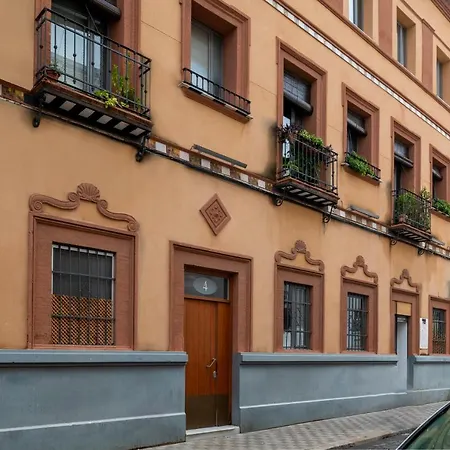 Apartamento Familiar Nuevo De Diseno En La Mejor Zona De Triana, Parking Included Siviglia Esterno foto