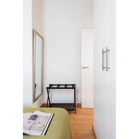 Apartamento Familiar Nuevo De Diseno En La Mejor Zona De Triana, Parking Included Siviglia Esterno foto