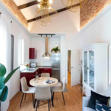 Apartamento Familiar Nuevo De Diseno En La Mejor Zona De Triana, Parking Included Siviglia Esterno foto